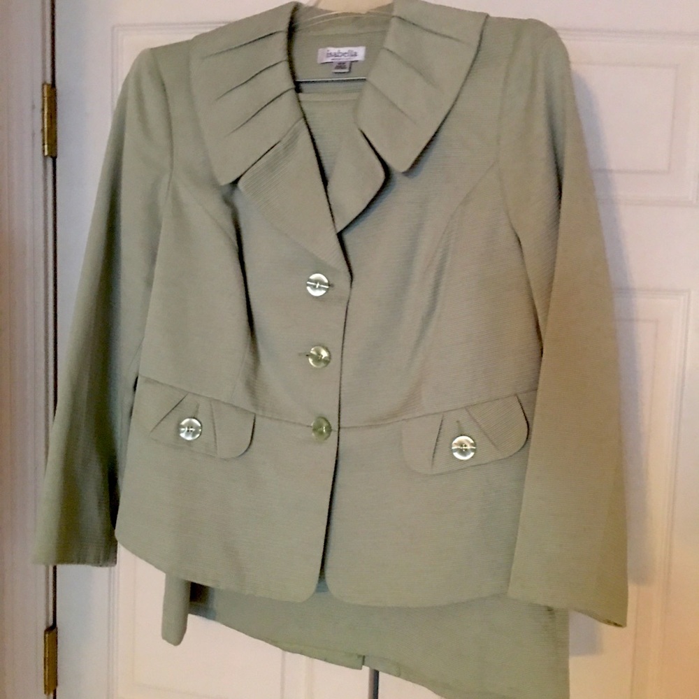 Elegant Green Skirt Set